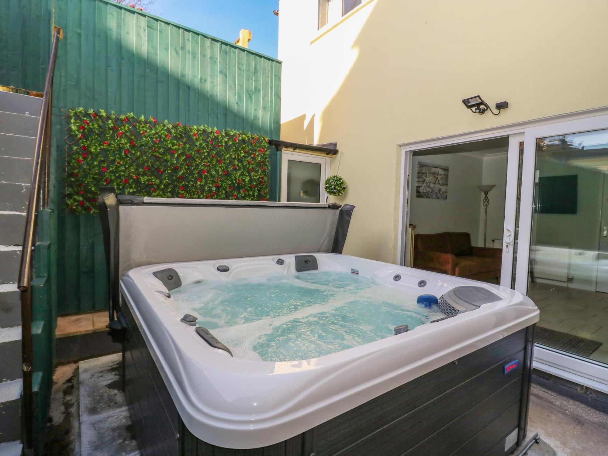 North Beach Lodge Скарбъро Екстериор снимка